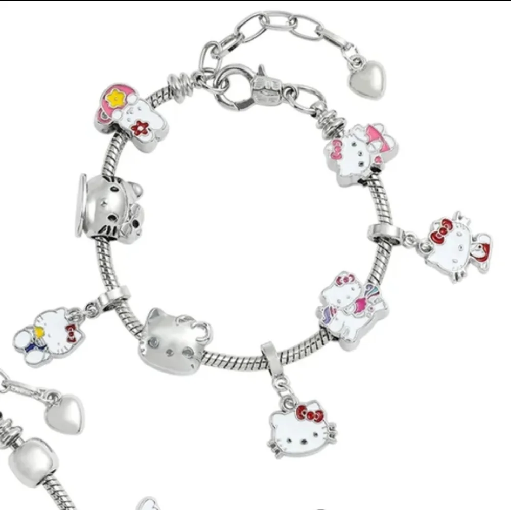 Hello Kitty Charm Bracelet - Picture 5 of 10